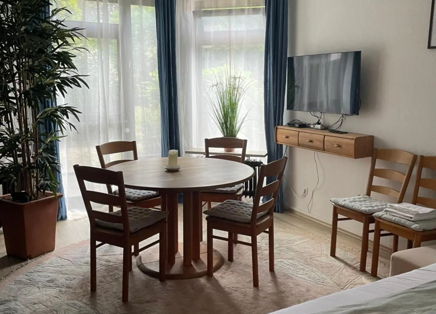Bernstein Apartment Stuttgart 0*,  Germany